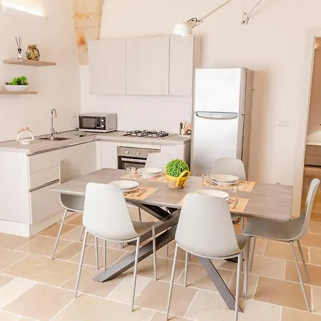 Apartment Apulialux Marietta Luxury House - Centro Storico Brindisi